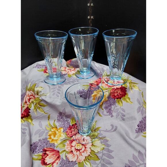 FOSTORIA BAROQUE pattern in Azure blue Water Goblets Set of 4 Jamestown Blue - Picture 1 of 3